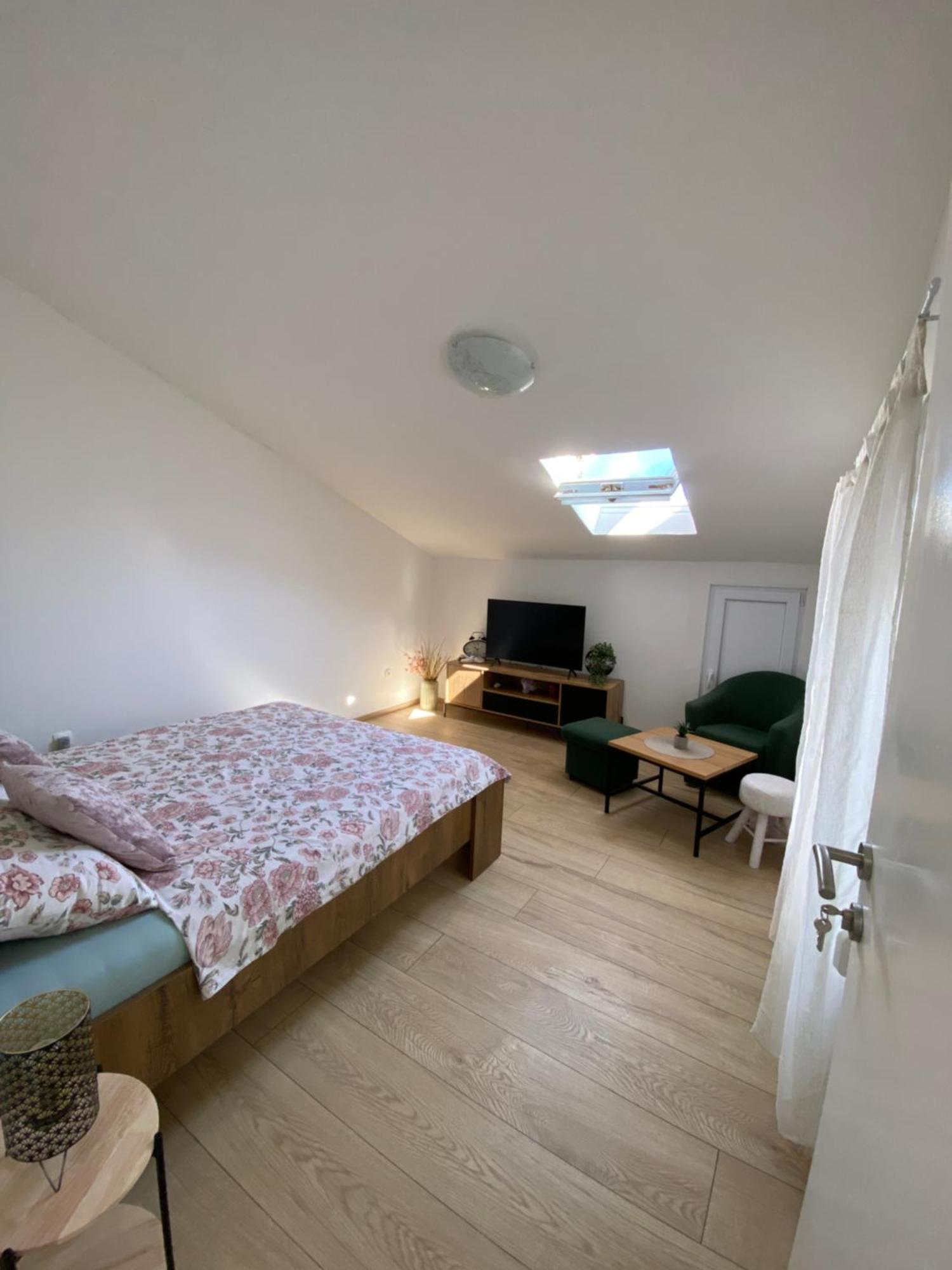 Apartments Jozephine Pula Ngoại thất bức ảnh